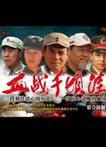 翻开他的待映片单，豆瓣页面已经罗列近40部，他就像一台永动机，支撑着港片的产量。